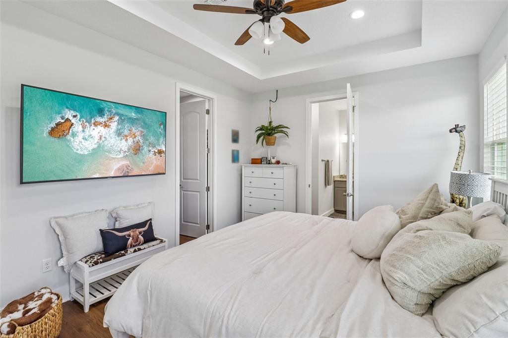 Activo con contrato: $625,000 (4 camas, 3 baños, 1935 Pies cuadrados)