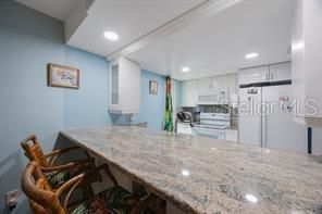 На продажу: $202,500 (2 спален, 2 ванн, 1280 Квадратных фут)