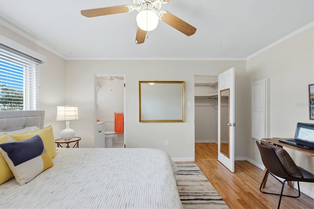 Active With Contract: $210,000 (2 beds, 2 baths, 1195 Square Feet)
