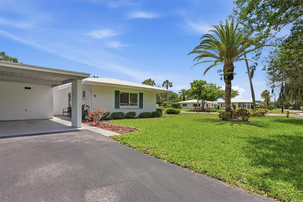 Active With Contract: $210,000 (2 beds, 2 baths, 1195 Square Feet)