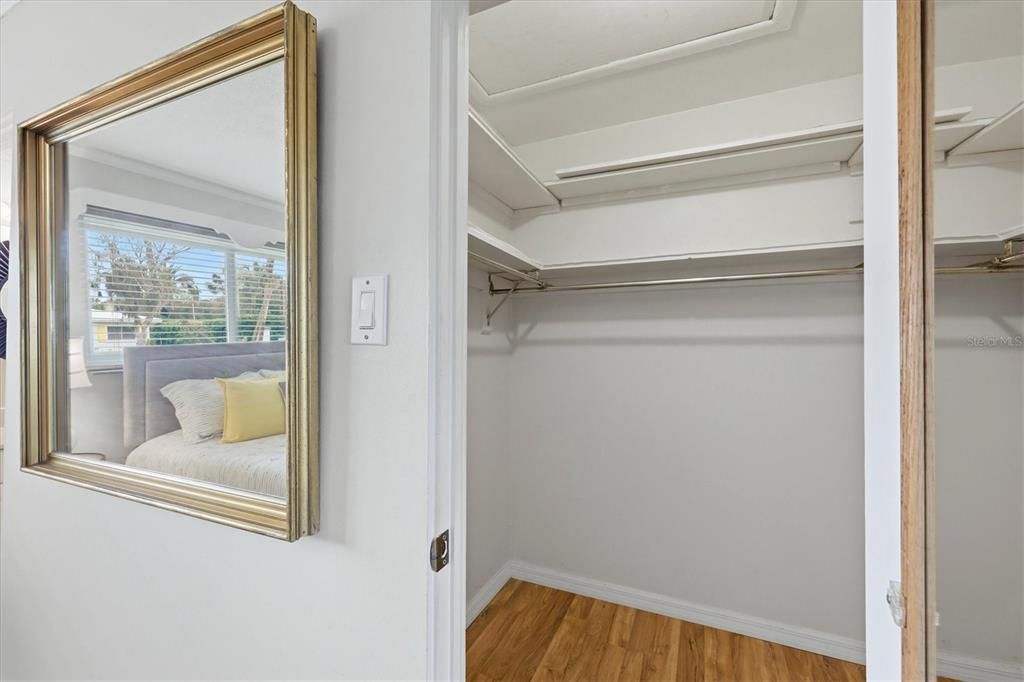 Active With Contract: $210,000 (2 beds, 2 baths, 1195 Square Feet)