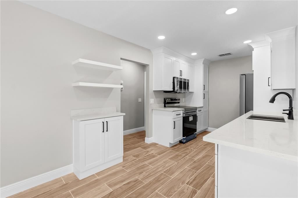 For Sale: $625,000 (3 beds, 2 baths, 1530 Square Feet)