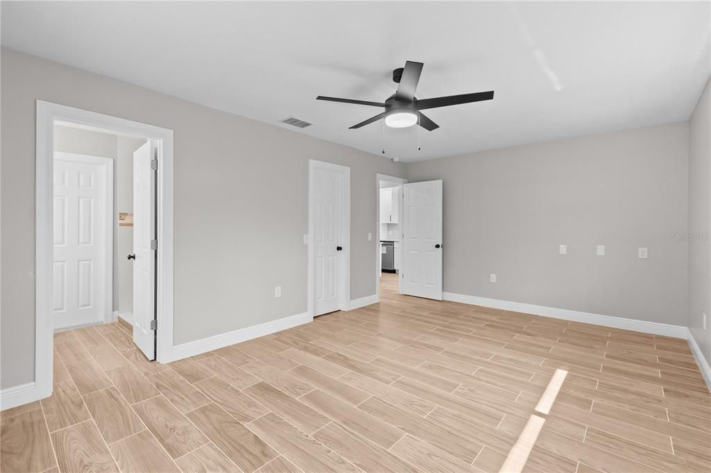 For Sale: $625,000 (3 beds, 2 baths, 1530 Square Feet)