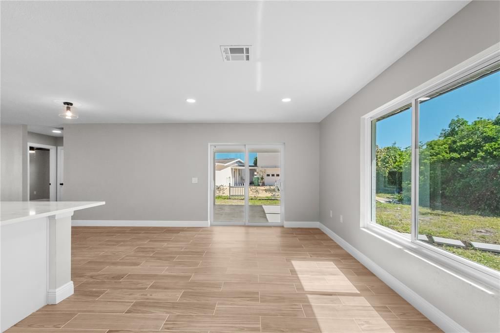 For Sale: $625,000 (3 beds, 2 baths, 1530 Square Feet)