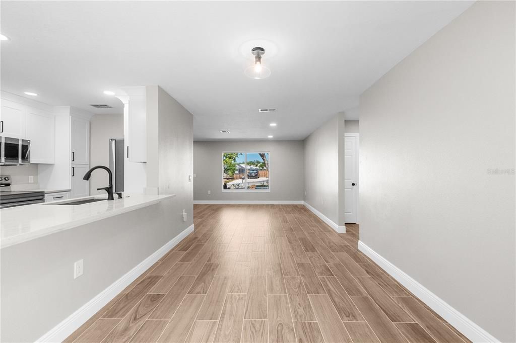 For Sale: $625,000 (3 beds, 2 baths, 1530 Square Feet)