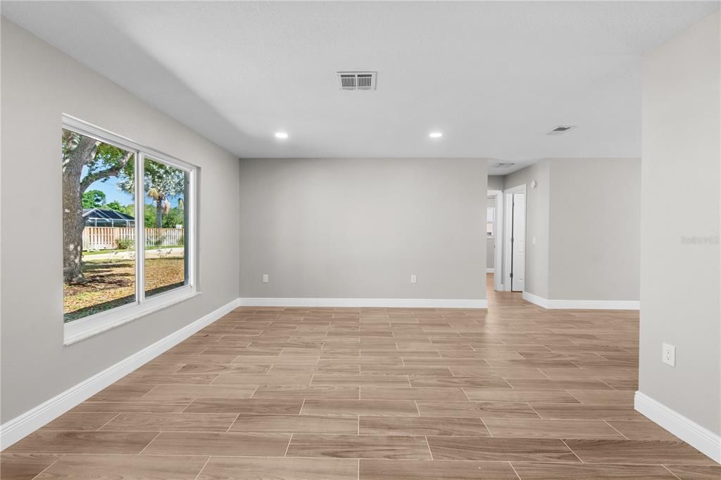 For Sale: $625,000 (3 beds, 2 baths, 1530 Square Feet)
