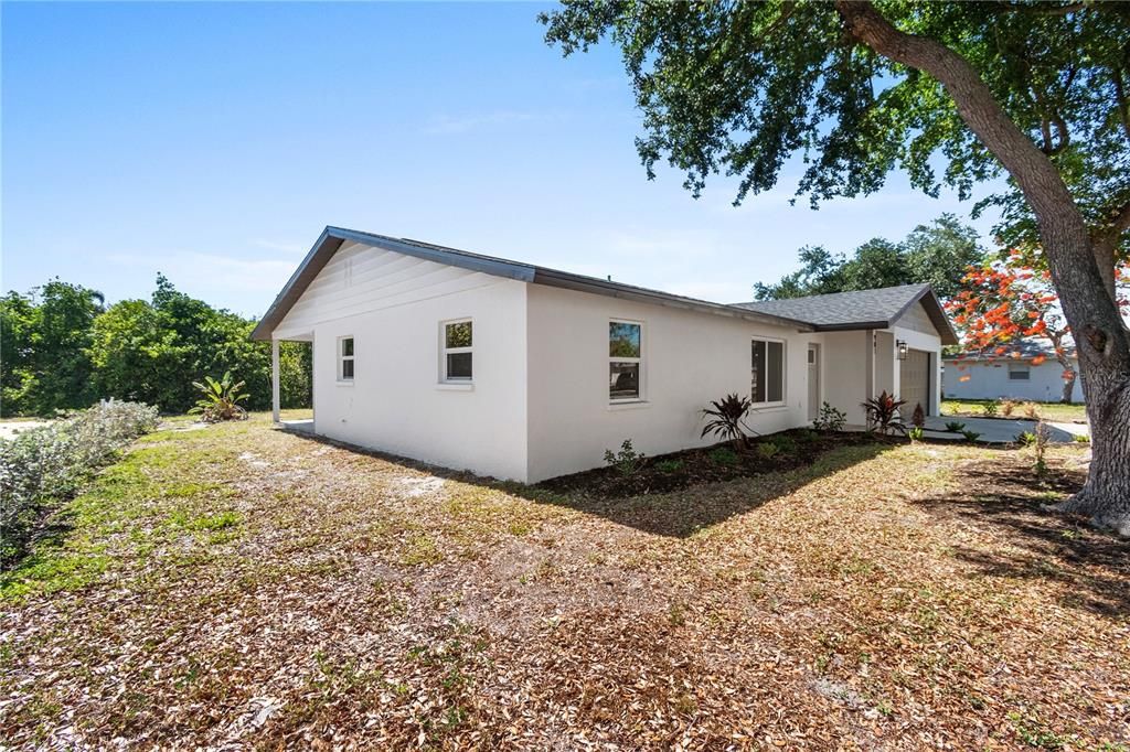 For Sale: $625,000 (3 beds, 2 baths, 1530 Square Feet)