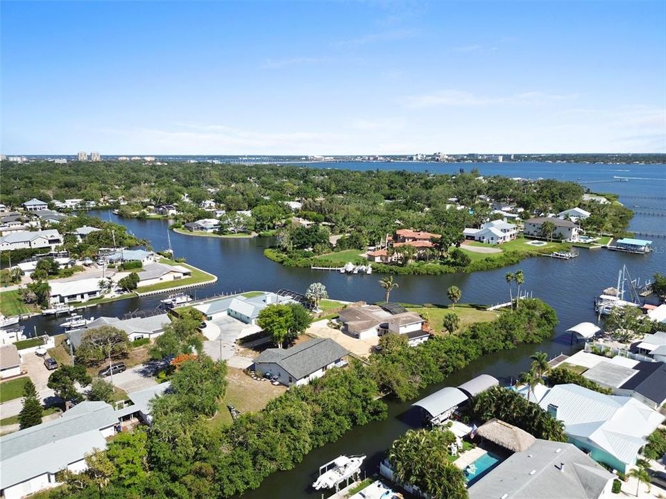 For Sale: $625,000 (3 beds, 2 baths, 1530 Square Feet)