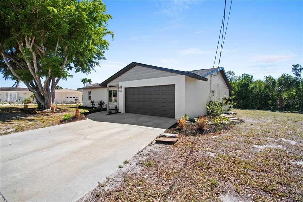 For Sale: $625,000 (3 beds, 2 baths, 1530 Square Feet)