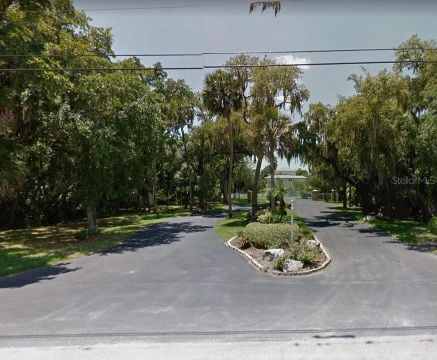 For Sale: $75,999 (0.28 acres)