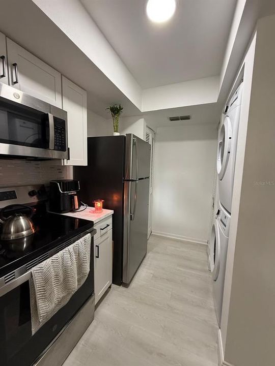 В аренду: $1,850 (2 спален, 2 ванн, 912 Квадратных фут)