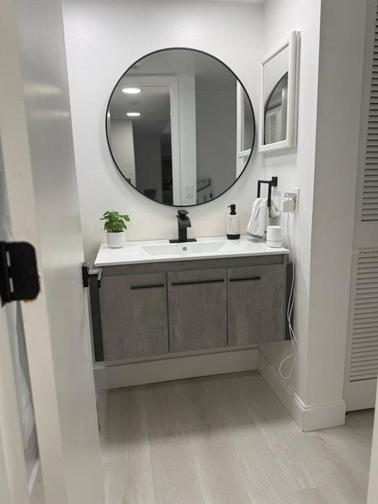 В аренду: $1,850 (2 спален, 2 ванн, 912 Квадратных фут)