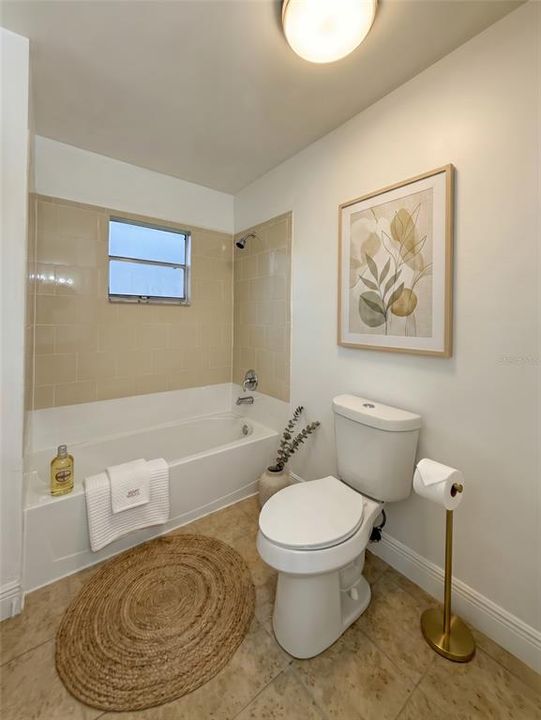 En Venta: $410,000 (3 camas, 2 baños, 1312 Pies cuadrados)