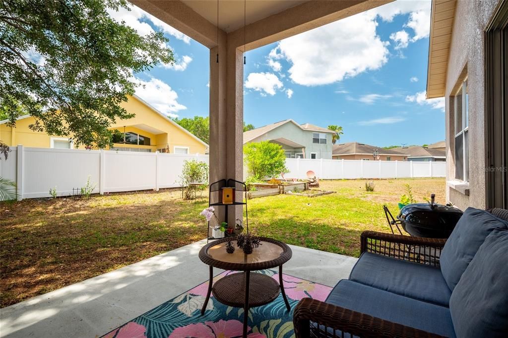 Active With Contract: $325,000 (3 beds, 2 baths, 1781 Square Feet)