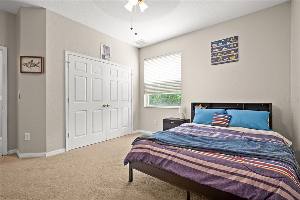 Active With Contract: $325,000 (3 beds, 2 baths, 1781 Square Feet)