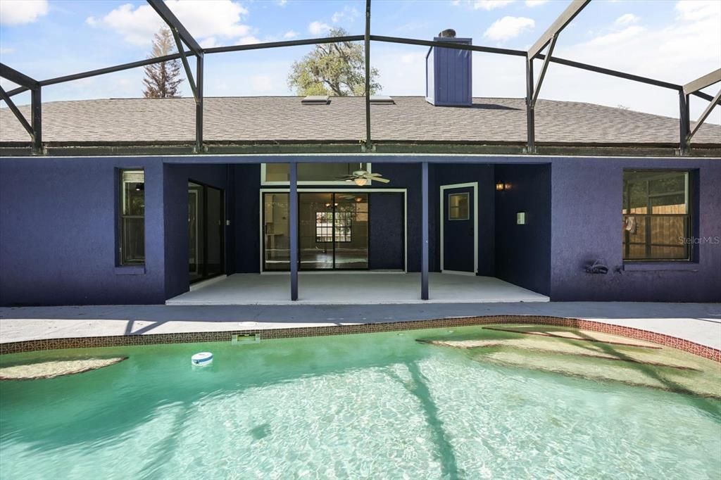 For Sale: $475,000 (4 beds, 2 baths, 1812 Square Feet)