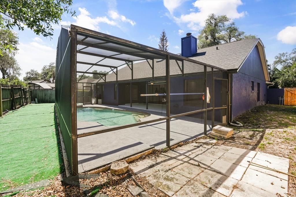 For Sale: $475,000 (4 beds, 2 baths, 1812 Square Feet)
