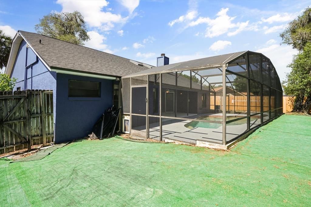 For Sale: $475,000 (4 beds, 2 baths, 1812 Square Feet)