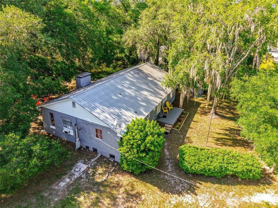 For Sale: $318,900 (4 beds, 2 baths, 1612 Square Feet)