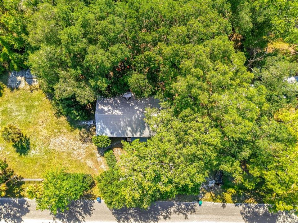 For Sale: $318,900 (4 beds, 2 baths, 1612 Square Feet)
