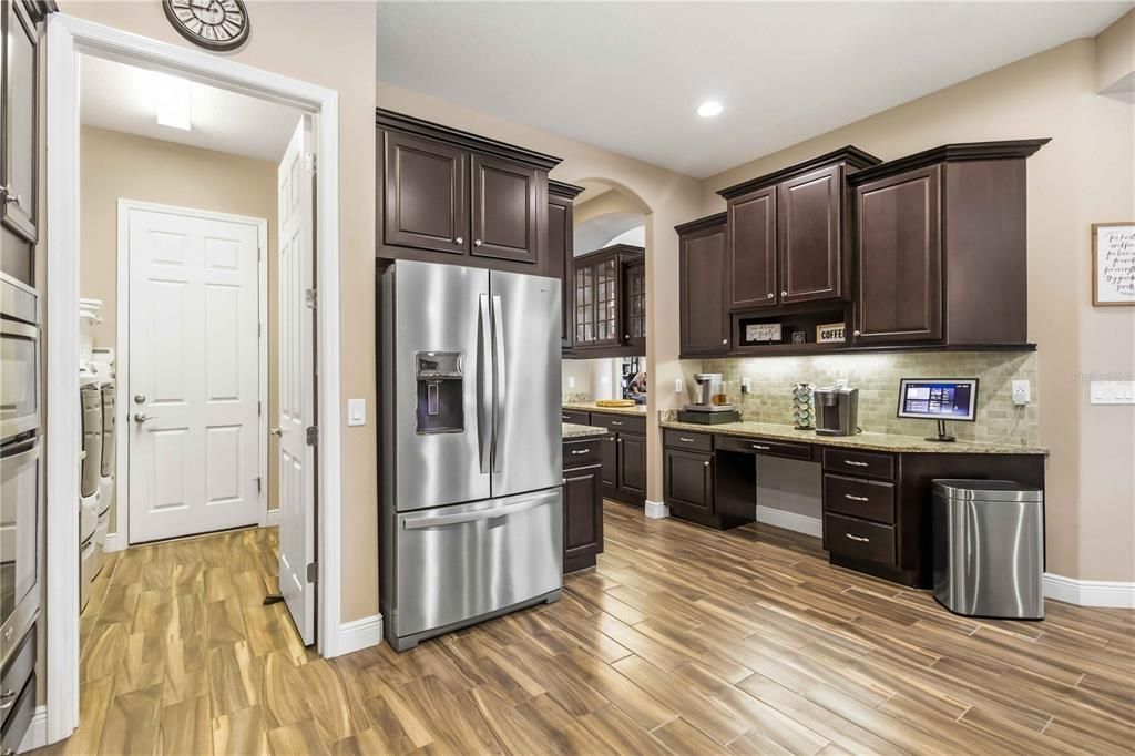 Activo con contrato: $849,000 (4 camas, 3 baños, 3182 Pies cuadrados)