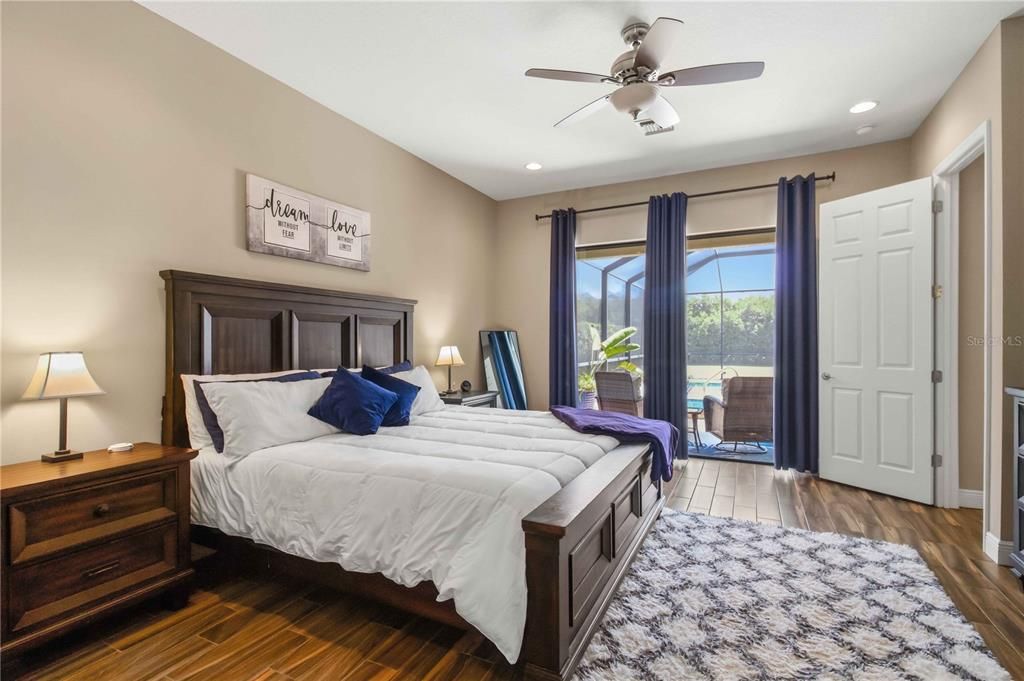Activo con contrato: $849,000 (4 camas, 3 baños, 3182 Pies cuadrados)