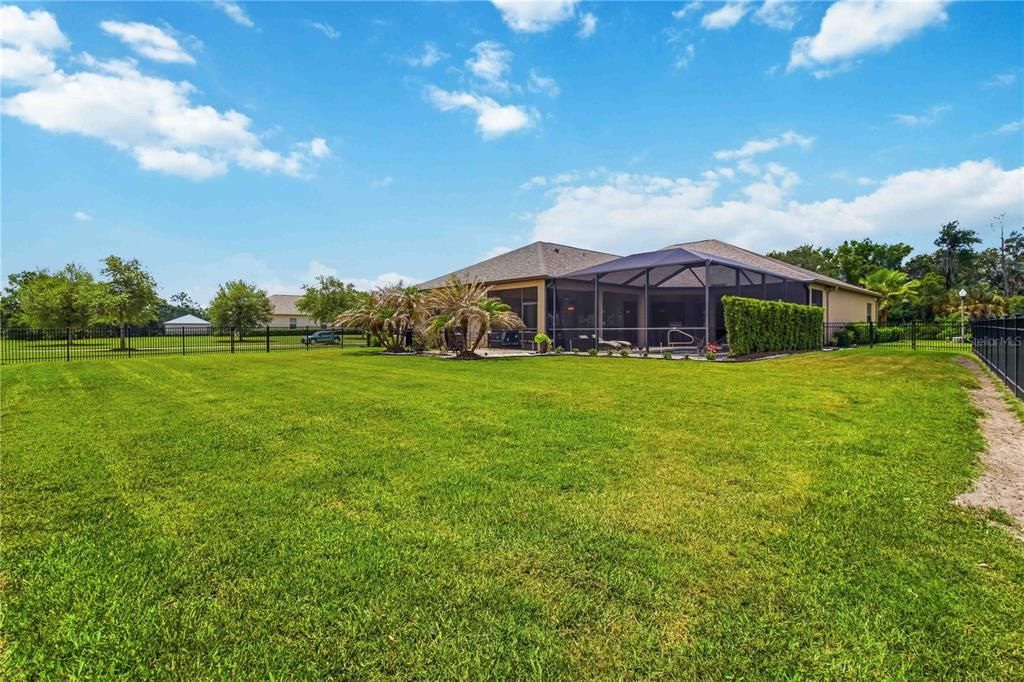 Activo con contrato: $849,000 (4 camas, 3 baños, 3182 Pies cuadrados)