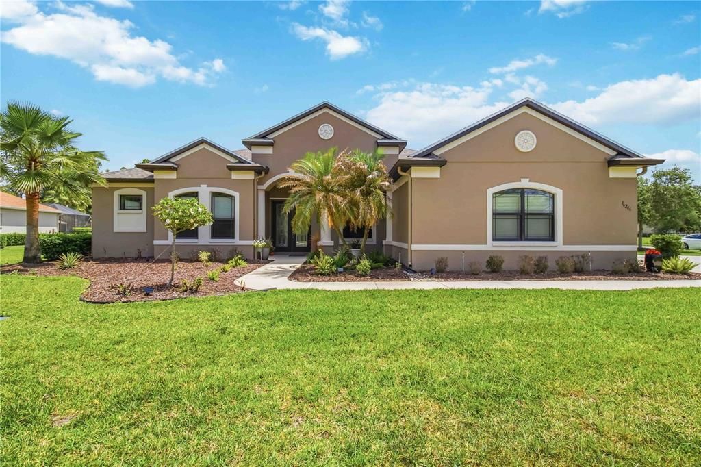 Activo con contrato: $849,000 (4 camas, 3 baños, 3182 Pies cuadrados)