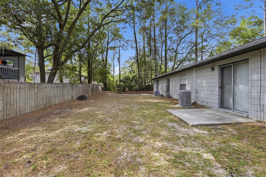 Active With Contract: $475,000 (8 beds, 0 baths, 3424 Square Feet)