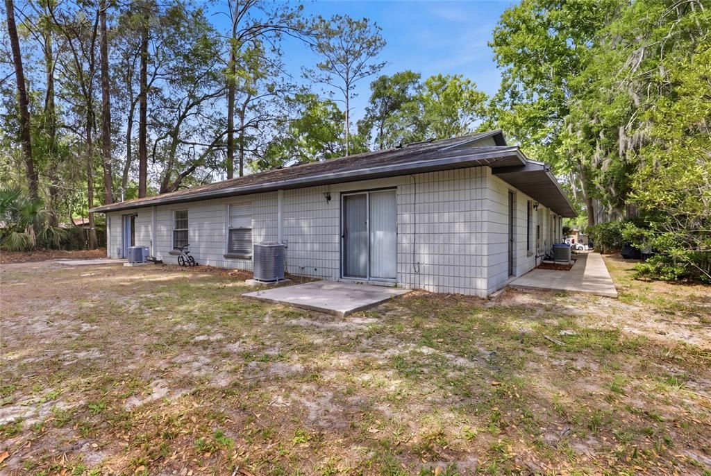 Active With Contract: $475,000 (8 beds, 0 baths, 3424 Square Feet)