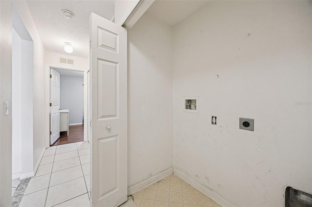 На продажу: $425,000 (3 спален, 2 ванн, 1620 Квадратных фут)