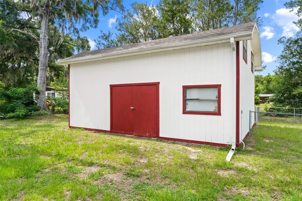 For Sale: $499,500 (3 beds, 2 baths, 3264 Square Feet)