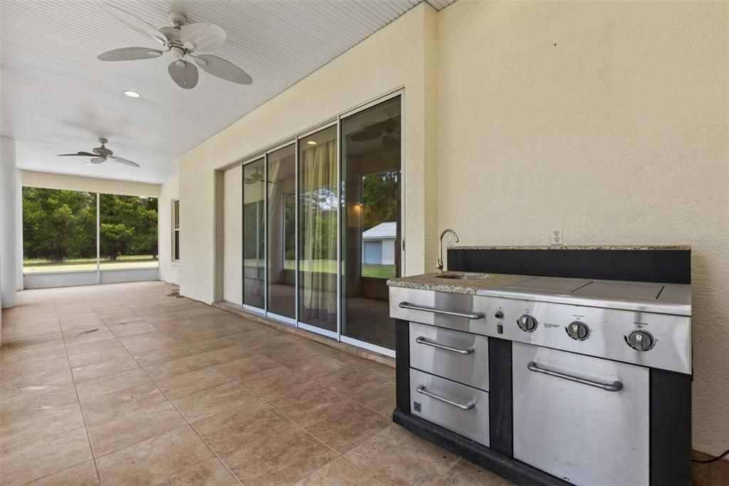 For Sale: $499,500 (3 beds, 2 baths, 3264 Square Feet)