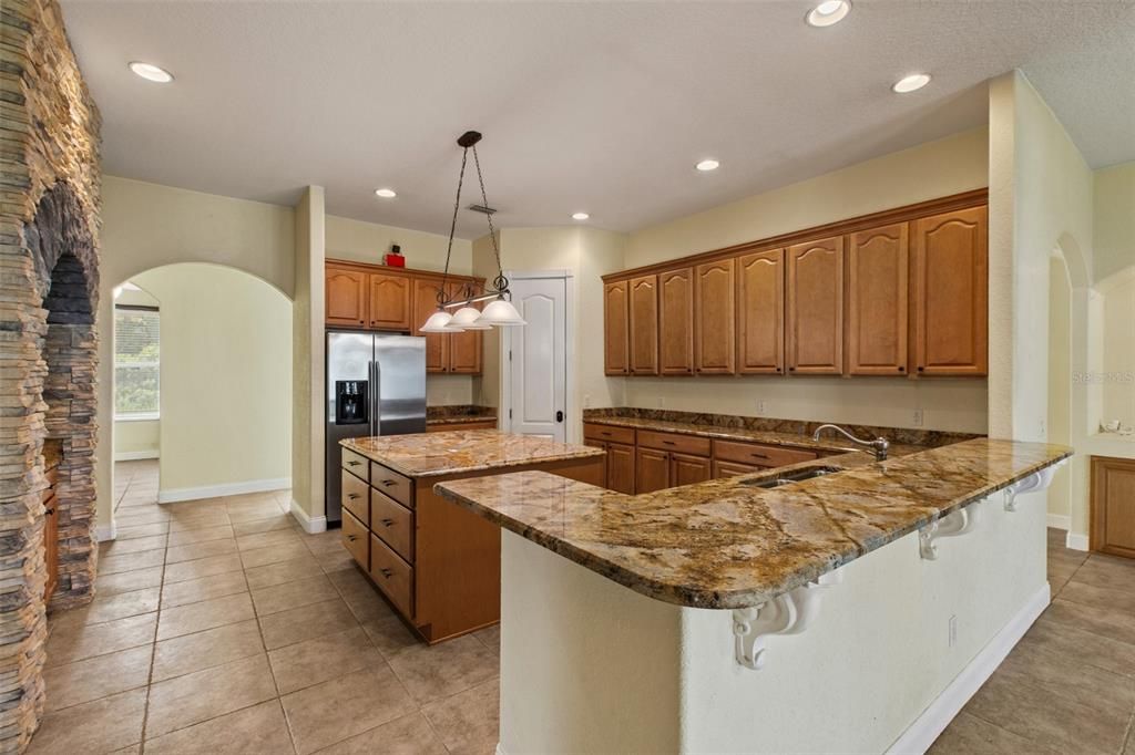 For Sale: $499,500 (3 beds, 2 baths, 3264 Square Feet)