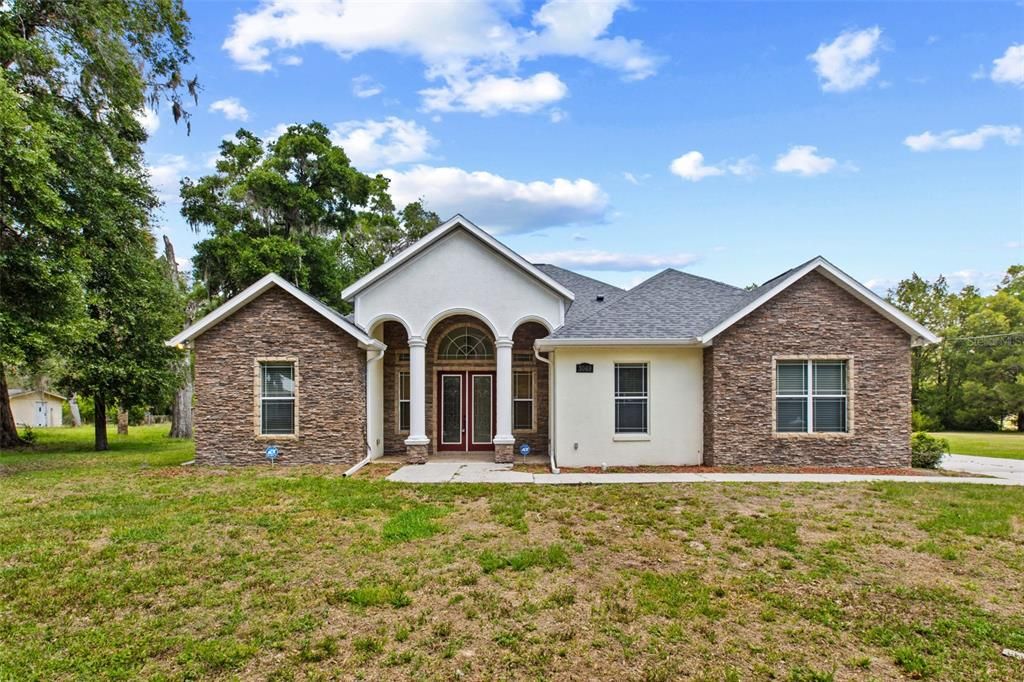 For Sale: $499,500 (3 beds, 2 baths, 3264 Square Feet)