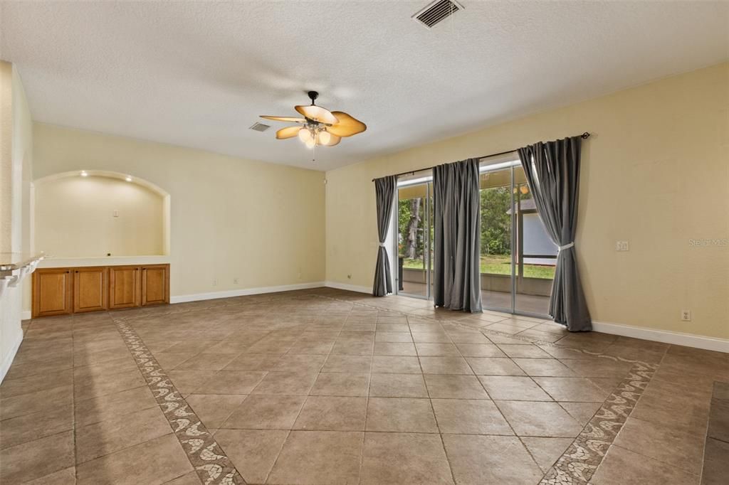 For Sale: $499,500 (3 beds, 2 baths, 3264 Square Feet)