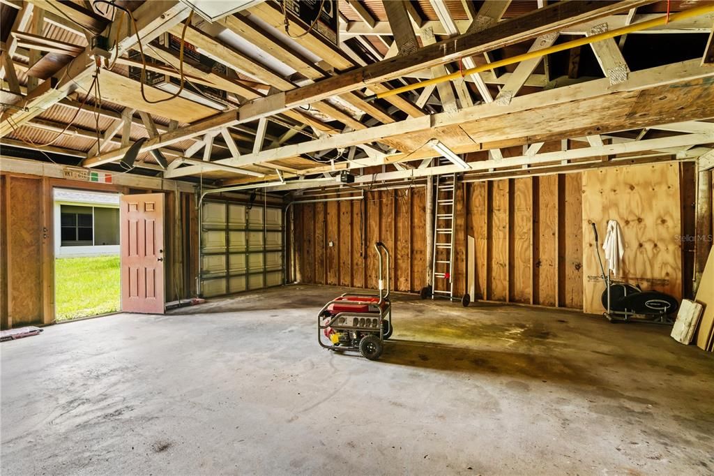 For Sale: $499,500 (3 beds, 2 baths, 3264 Square Feet)