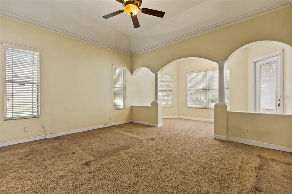 For Sale: $499,500 (3 beds, 2 baths, 3264 Square Feet)