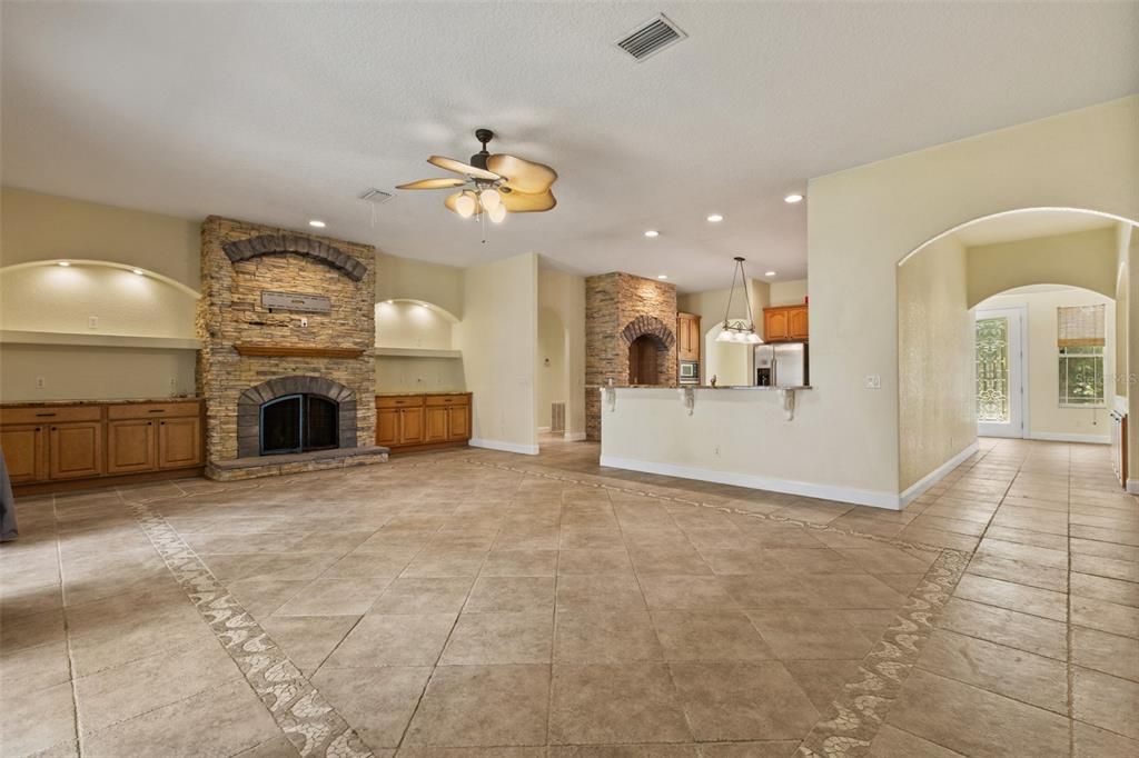 For Sale: $499,500 (3 beds, 2 baths, 3264 Square Feet)