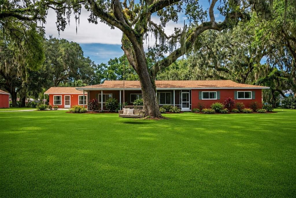 En Venta: $450,000 (4 camas, 3 baños, 2713 Pies cuadrados)
