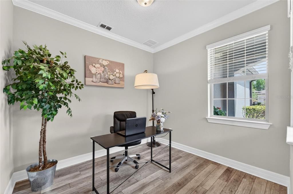 For Sale: $500,000 (3 beds, 3 baths, 2066 Square Feet)