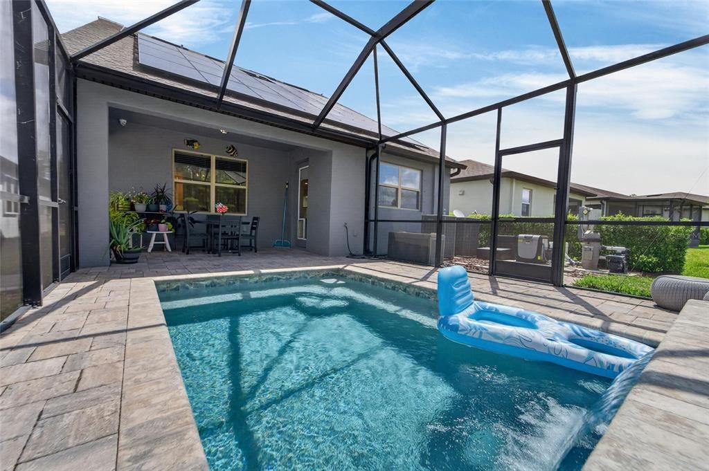 For Sale: $500,000 (3 beds, 3 baths, 2066 Square Feet)