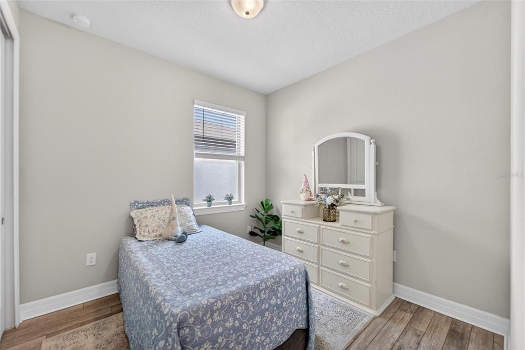 For Sale: $500,000 (3 beds, 3 baths, 2066 Square Feet)