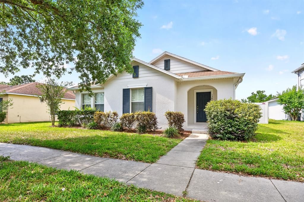 For Sale: $465,000 (3 beds, 2 baths, 1624 Square Feet)