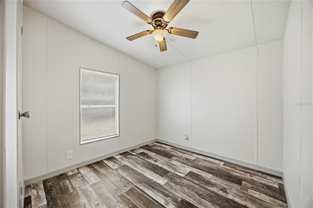 For Sale: $237,500 (3 beds, 2 baths, 1056 Square Feet)
