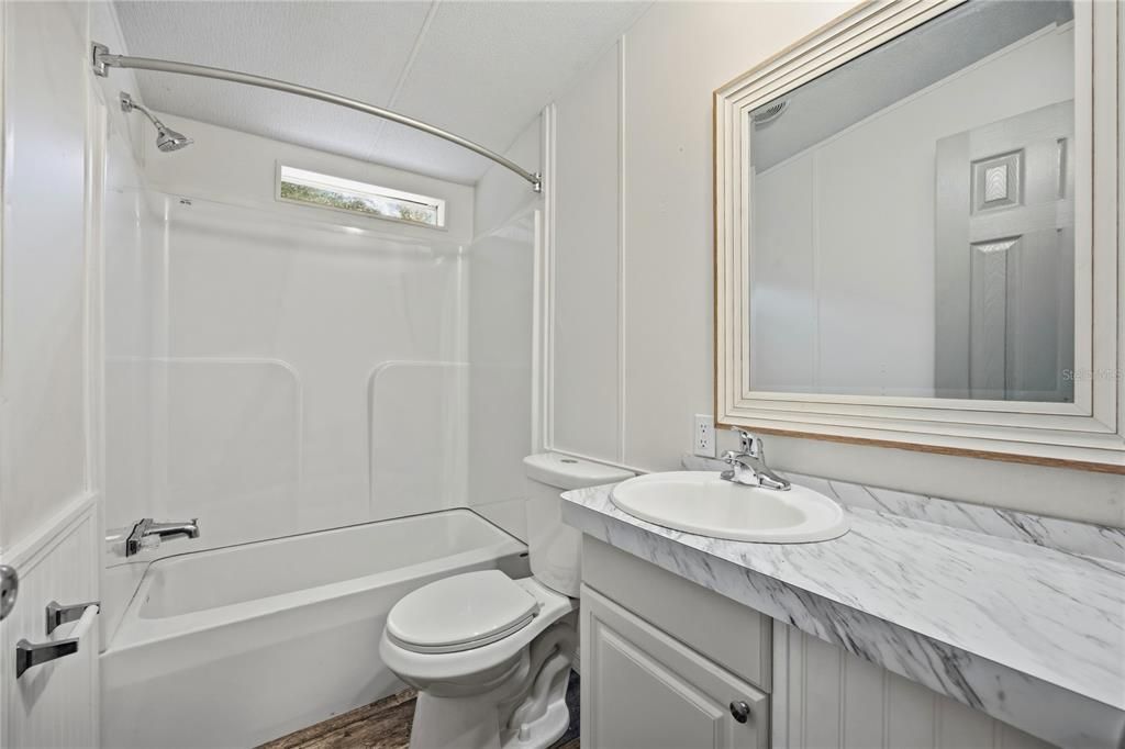 For Sale: $237,500 (3 beds, 2 baths, 1056 Square Feet)