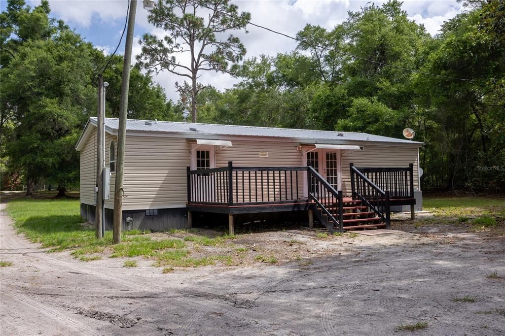 For Sale: $237,500 (3 beds, 2 baths, 1056 Square Feet)