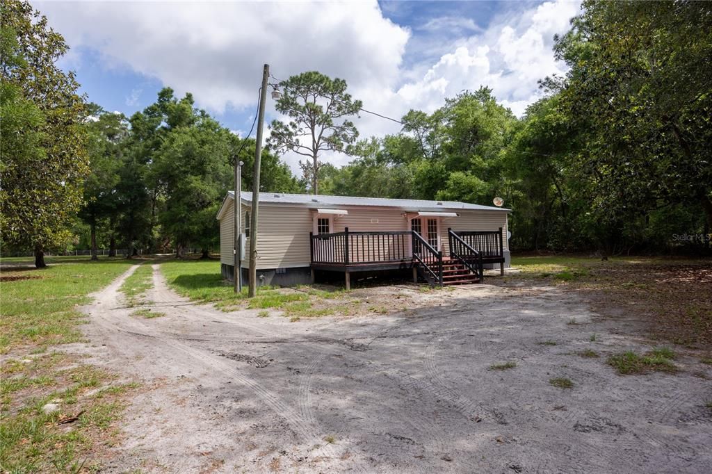 For Sale: $237,500 (3 beds, 2 baths, 1056 Square Feet)