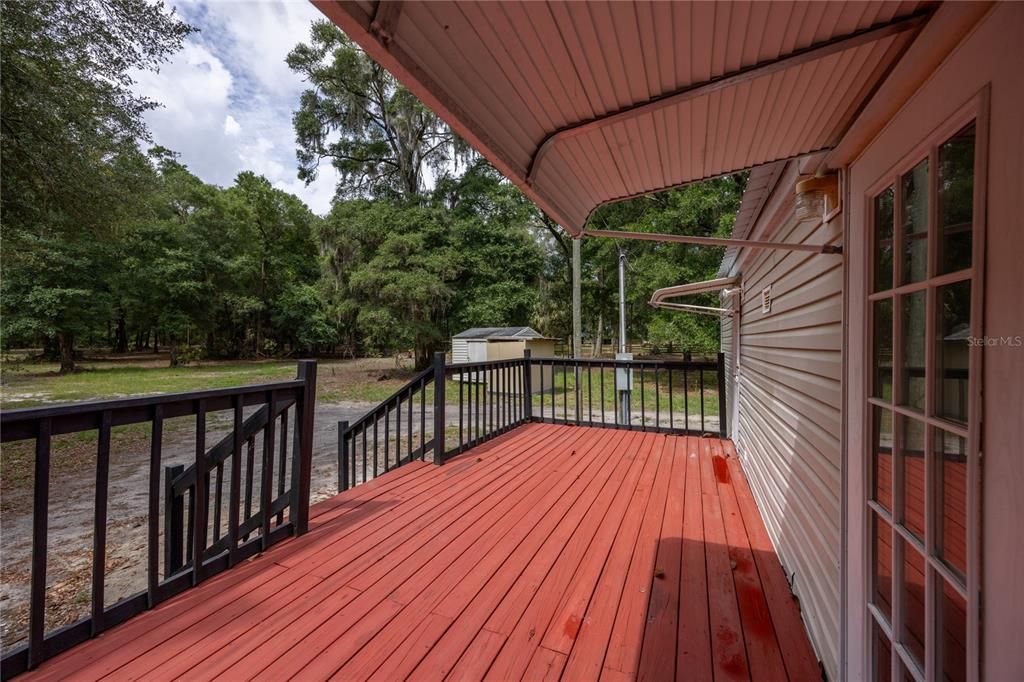 For Sale: $237,500 (3 beds, 2 baths, 1056 Square Feet)