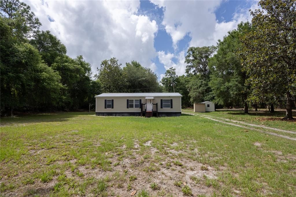 For Sale: $237,500 (3 beds, 2 baths, 1056 Square Feet)